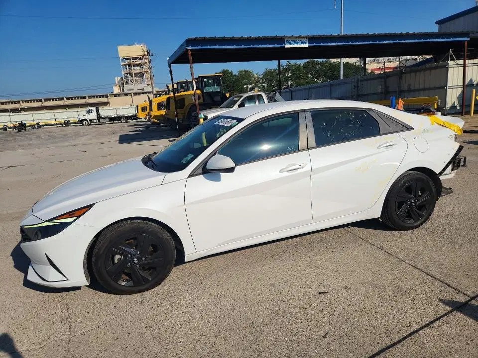 5NPLS4AG9MH004194 — 2021 Hyundai Elantra, Задняя часть, фото до ремонта
