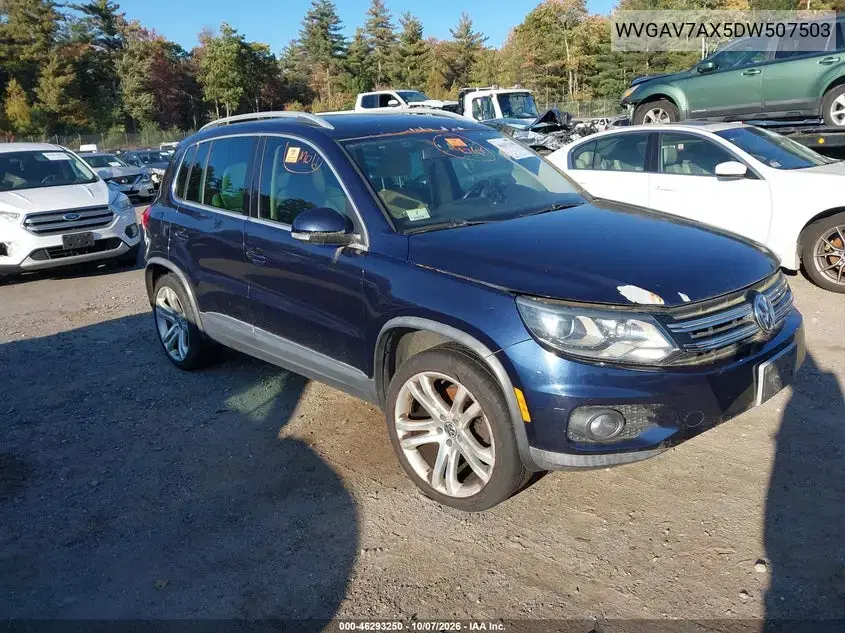 WVGAV7AX5DW507503 — 2013 Volkswagen Tiguan, повреждения со всех сторон, фото до ремонта