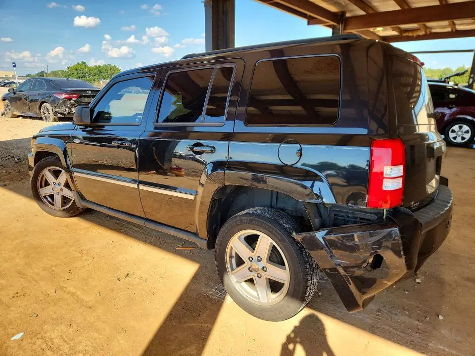 2010 JEEP PATRIOT VIN 1J4NT1GA8AD641516 фото 2