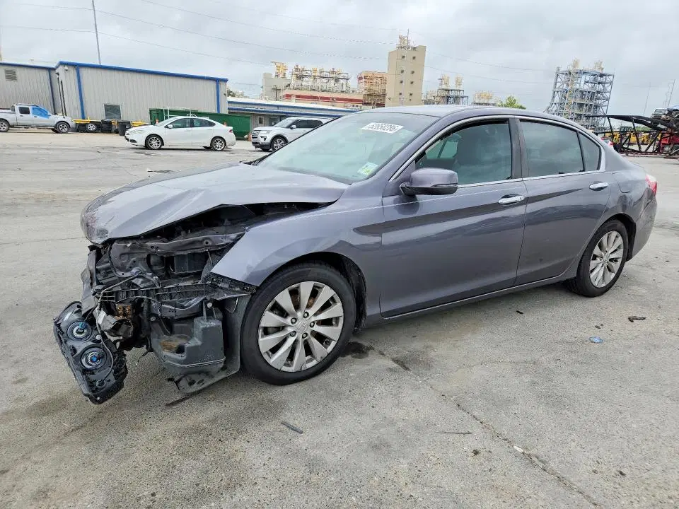 1HGCR2F89FA097649 — 2015 Honda Accord, Передняя часть, фото до ремонта