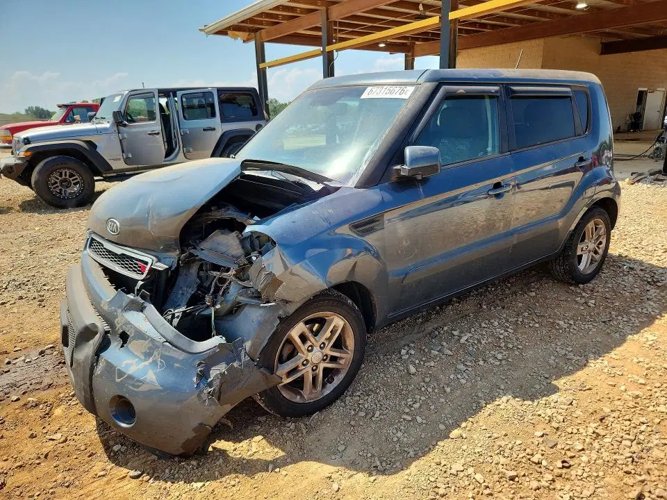 KNDJT2A22B7331731 — 2011 Kia Soul, Передняя часть, фото до ремонта