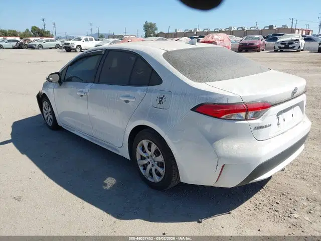 2020 Toyota COROLLA LE VIN JTDEPRAE8LJ041975 фото 3