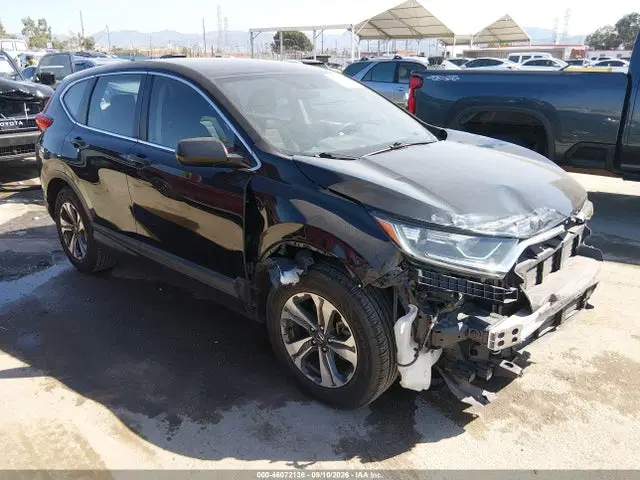 2HKRW5H32KH418132 — 2019 Honda CR-V LX, Передняя часть, фото до ремонта