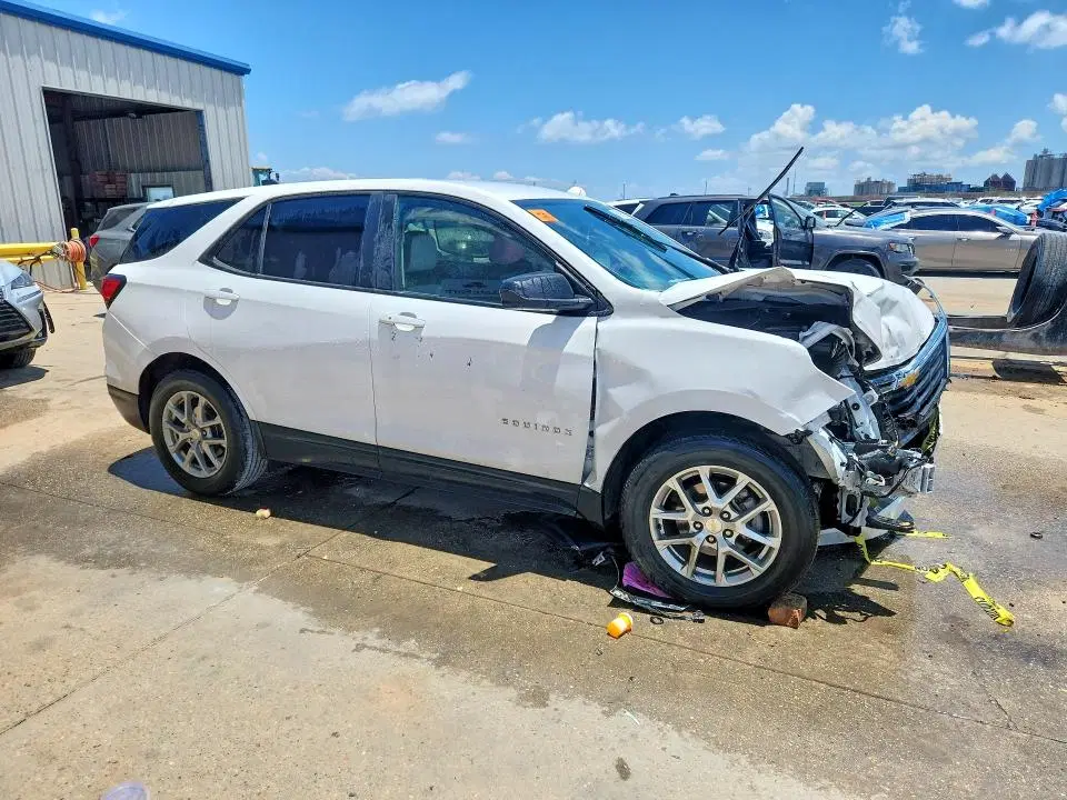 2024 CHEVROLET EQUINOX VIN 3GNAXHEG8RL185989 фото 4