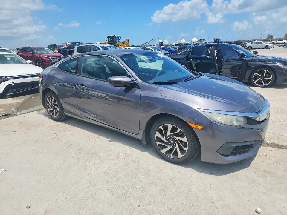 2016 HONDA CIVIC VIN 2HGFC4B58GH316500 фото 4