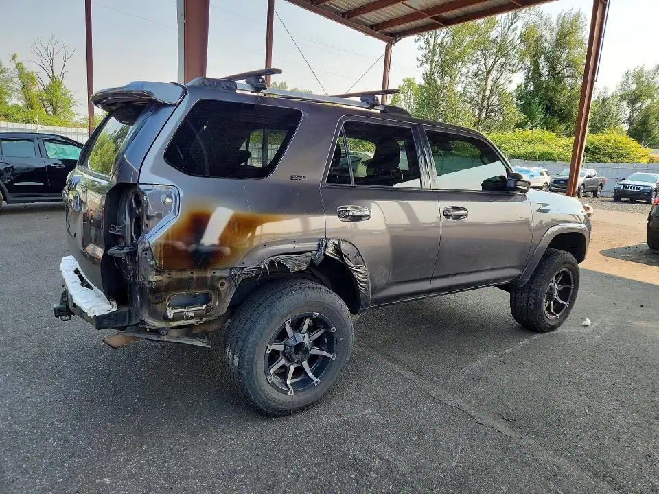2021 Toyota 4runner VIN JTEMU5JR6M5902740 фото 3