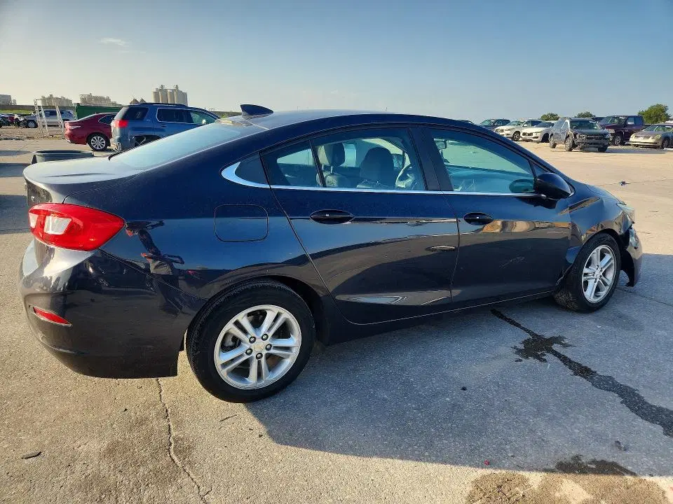 2016 CHEVROLET CRUZE VIN 1G1BE5SM7G7310700 фото 3