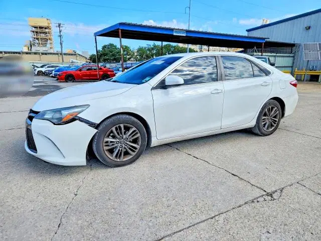 4T1BF1FK6GU250119 — 2016 Toyota Camry, Передняя часть, фото до ремонта