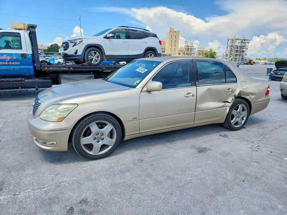 JTHBN36FX40149205 — 2004 Lexus LS, Боковая часть, фото до ремонта