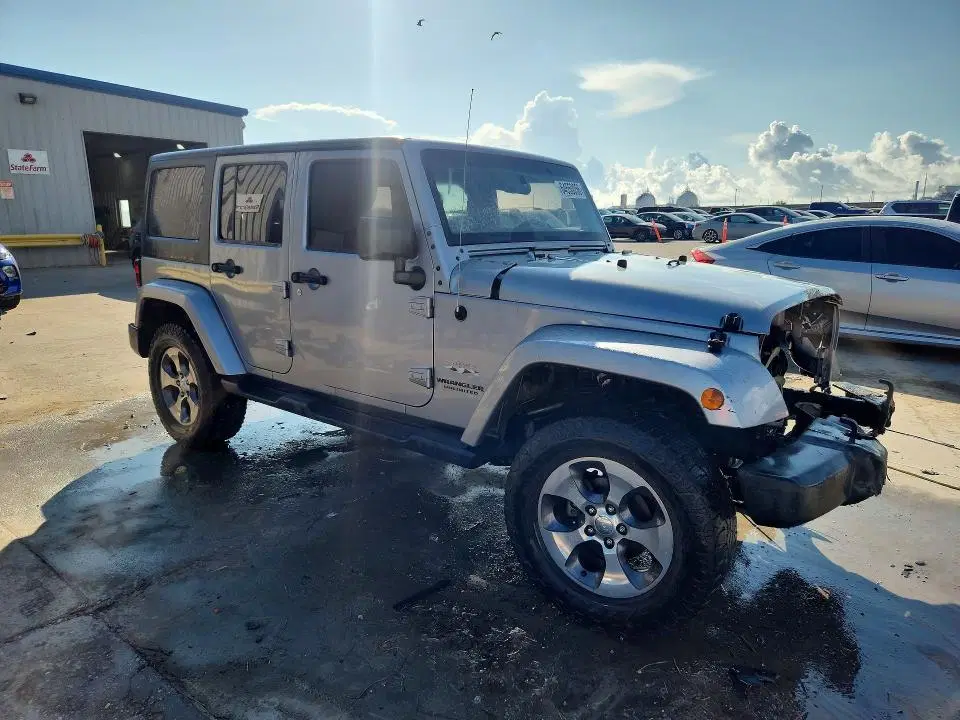 2017 JEEP WRANGLER UNLIMITED VIN 1C4HJWEGXHL677379 фото 4