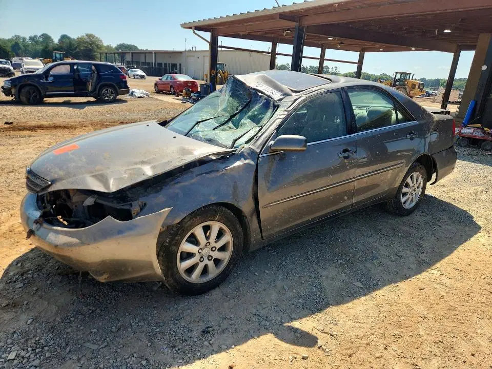 4T1BE32K54U823236 — 2004 Toyota Camry, Опрокидывание, фото до ремонта