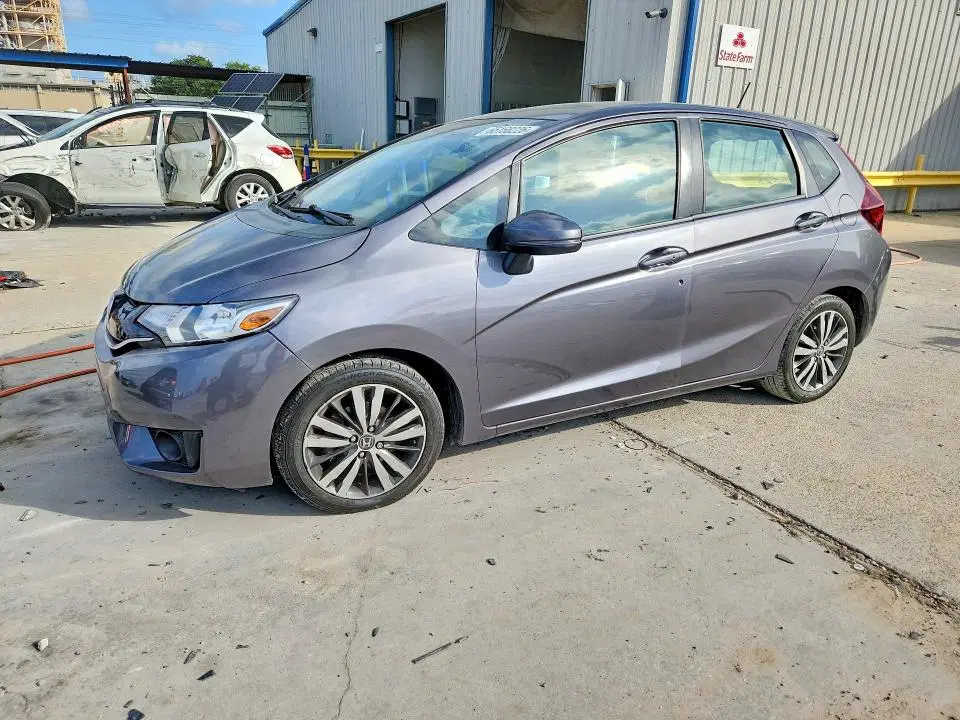 3HGGK5H88FM746719 — 2015 Honda Fit, Подтопление, фото до ремонта