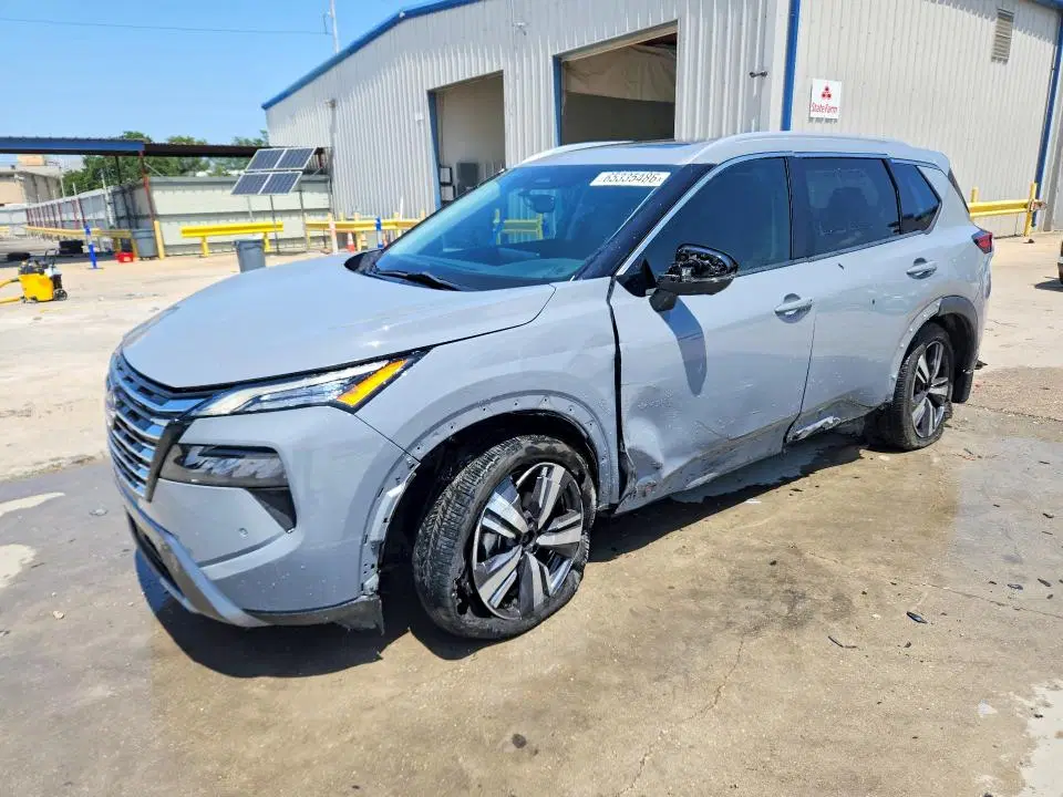 5N1BT3CA8RC681179 — 2024 Nissan Rogue, Передняя часть, фото до ремонта