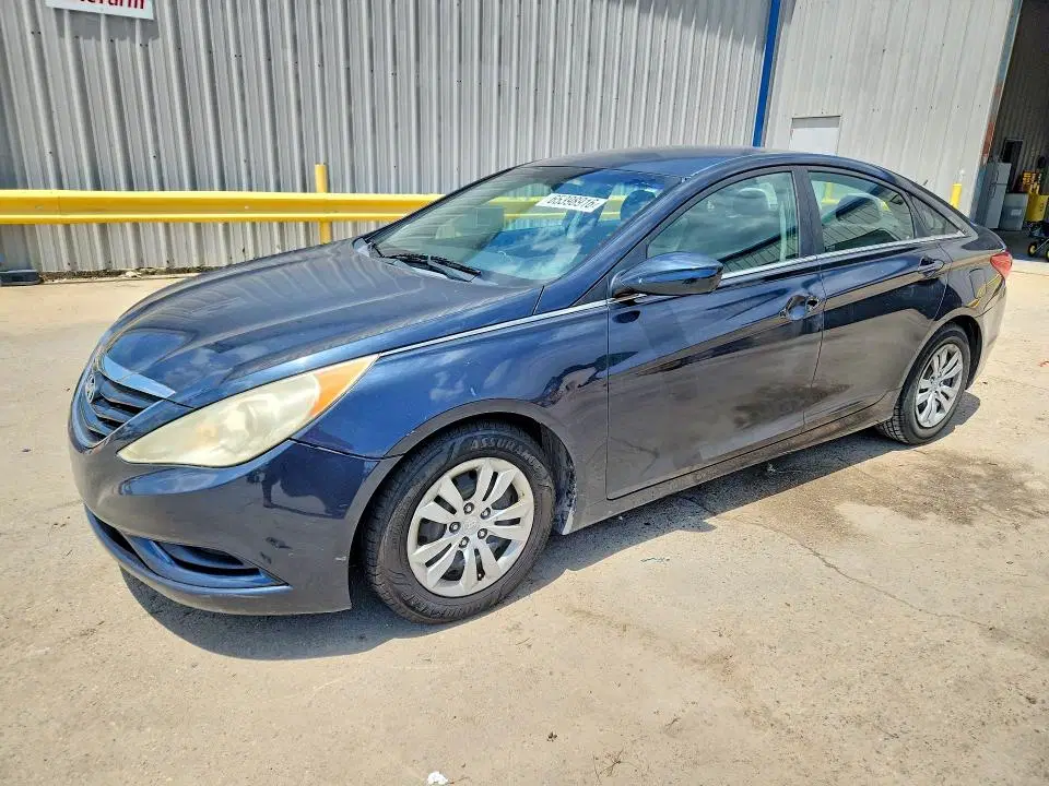 5NPEB4AC0CH349358 — 2012 Hyundai Sonata, Вандализм, фото до ремонта