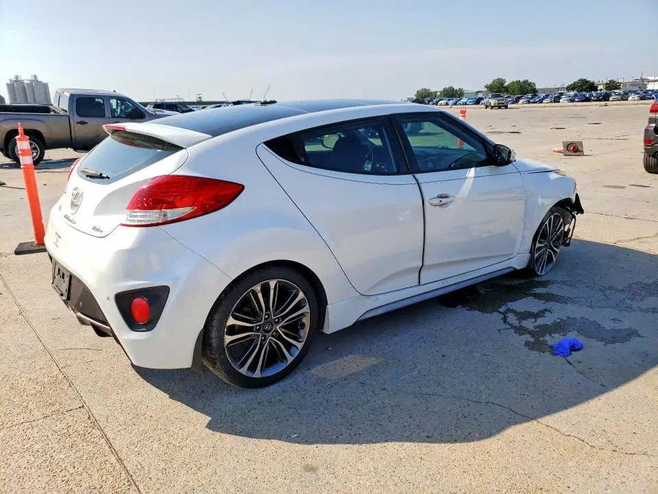 2016 HYUNDAI VELOSTER VIN KMHTC6AE6GU280085 фото 3