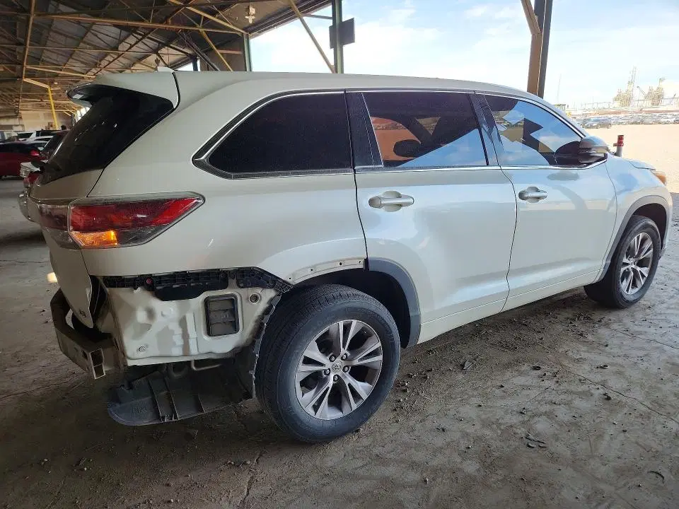 2014 Toyota Highlander VIN 5TDZKRFH0ES018862 фото 3