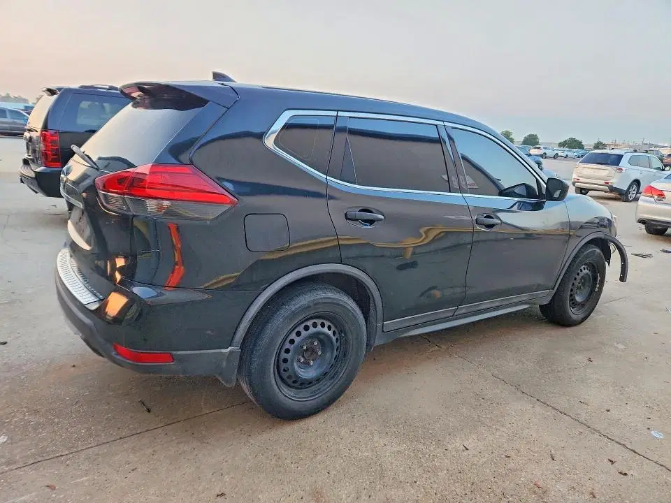 2017 NISSAN ROGUE VIN 5N1AT2MT2HC781783 фото 3