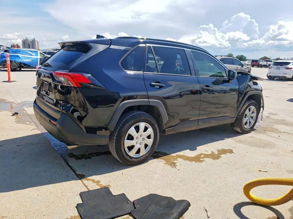2019 TOYOTA RAV4 VIN JTMH1RFVXKD013079 фото 3
