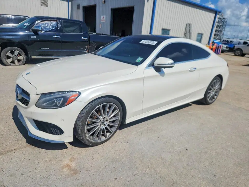 WDDWJ4JB1HF507762 — 2017 Mercedes-Benz C, боковая часть, фото до ремонта
