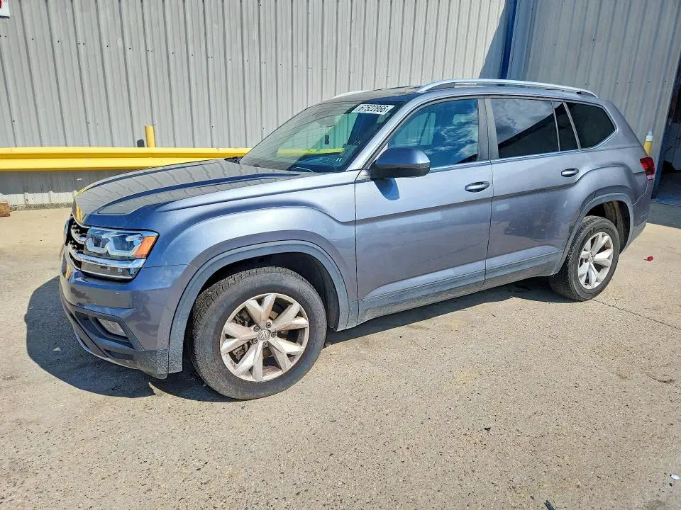 1V2DP2CA9KC570110 — 2019 Volkswagen Atlas, передняя часть, фото до ремонта