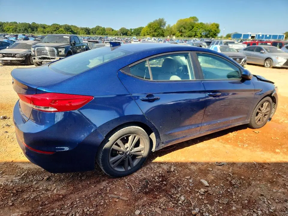 2018 HYUNDAI ELANTRA VIN 5NPD84LF2JH381436 фото 3