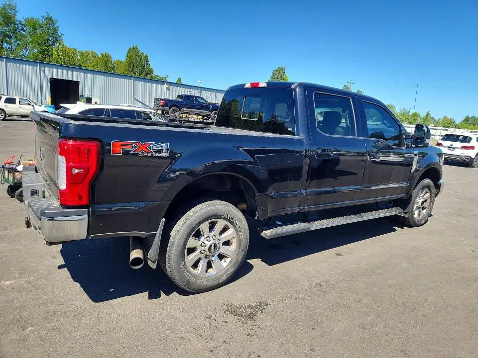 2017 Ford F250 VIN 1FT7W2BT9HED47826 фото 3