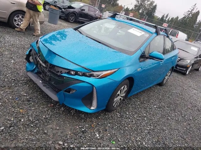 2018 Toyota Prius Prime Premium VIN JTDKARFP6J3073677 фото 2