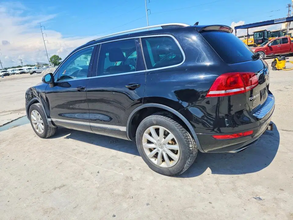 2011 VOLKSWAGEN TOUAREG VIN WVGFF9BPXBD003633 фото 2