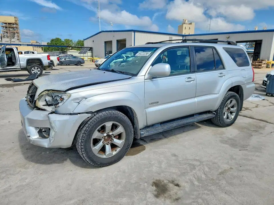 JTEZU17R78K021428 — 2008 Toyota 4RUNNER, Передняя часть, фото до ремонта