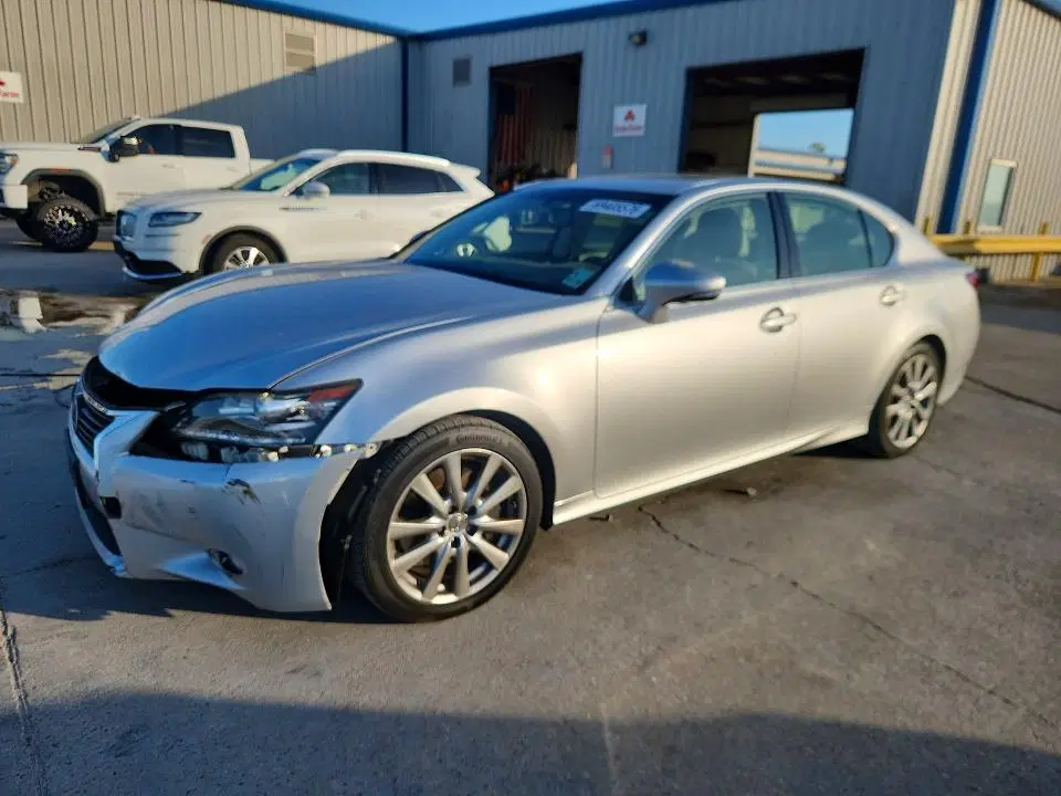 JTHBE1BL8FA000823 — 2015 Lexus GS, Передняя часть, фото до ремонта