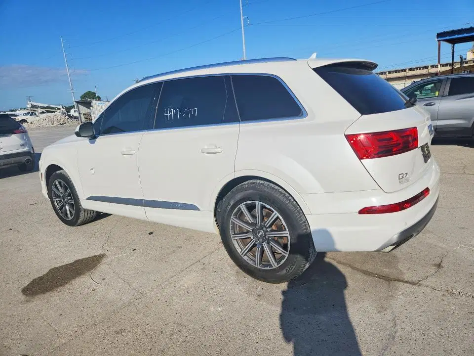 2017 AUDI Q7 VIN WA1LAAF70HD015374 фото 2