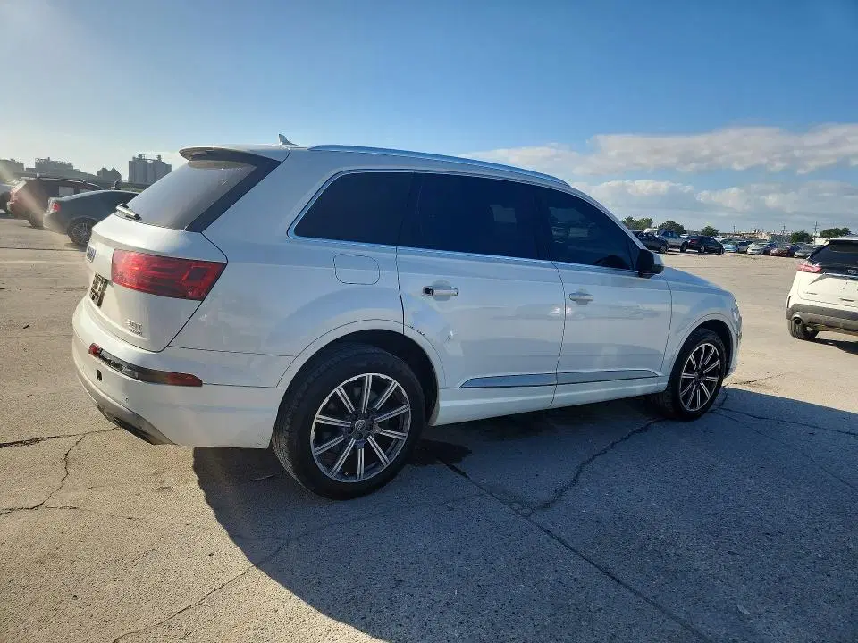 2017 AUDI Q7 VIN WA1LAAF70HD015374 фото 3