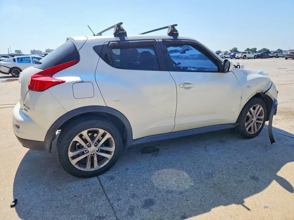 2013 NISSAN JUKE VIN JN8AF5MV0DT230653 фото 4