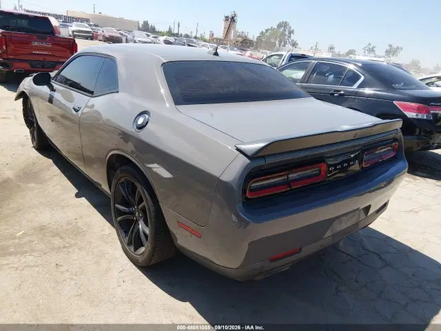 2018 Dodge Challenger Sxt Plus VIN 2C3CDZAG8JH215046 фото 3