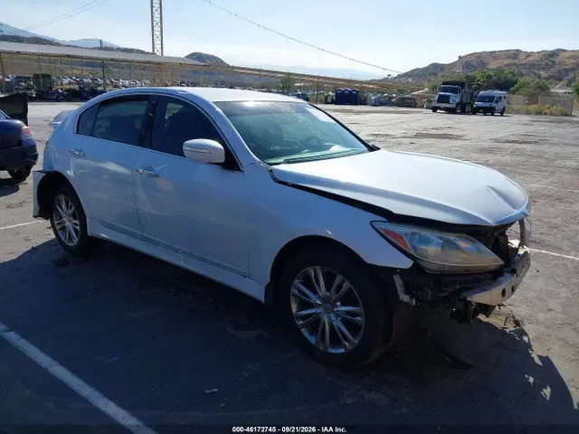 KMHGC4DD7EU260773 — 2014 Hyundai Genesis 3.8, Опрокидывание, фото до ремонта