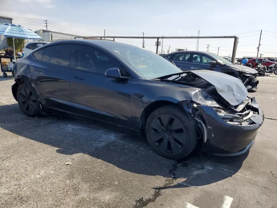 2024 Tesla MODEL 3 VIN 5YJ3E1EA7RF747390 фото 4