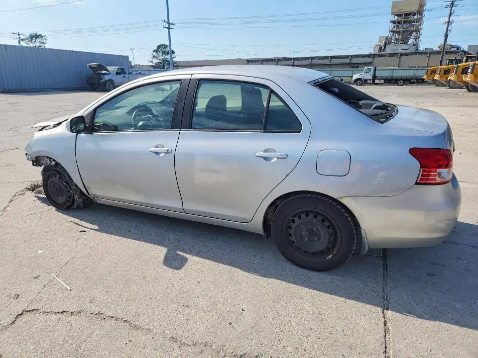 2008 TOYOTA YARIS VIN JTDBT923X81272525 фото 2