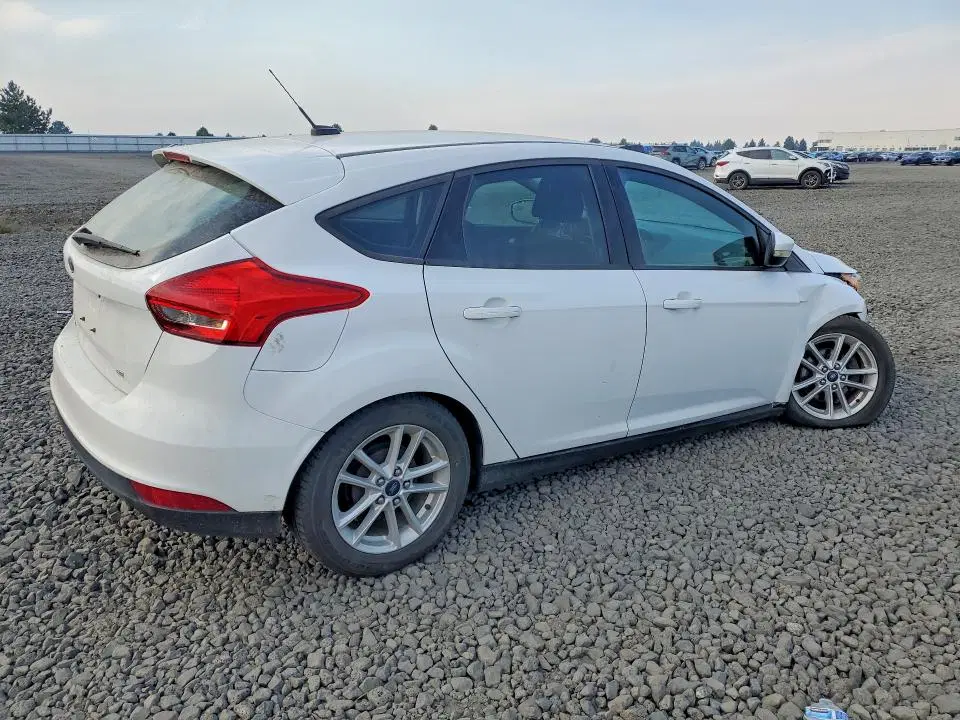 2017 Ford Focus VIN 1FADP3K23HL308745 фото 3