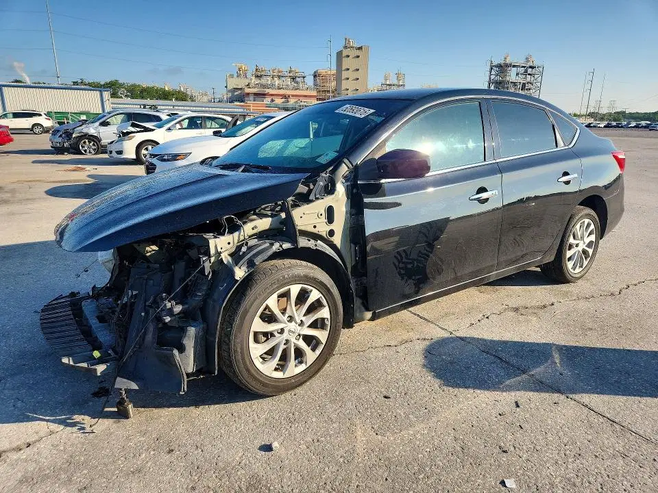 3N1AB7AP6KY426760 — 2019 Nissan Sentra, Передняя часть, фото до ремонта