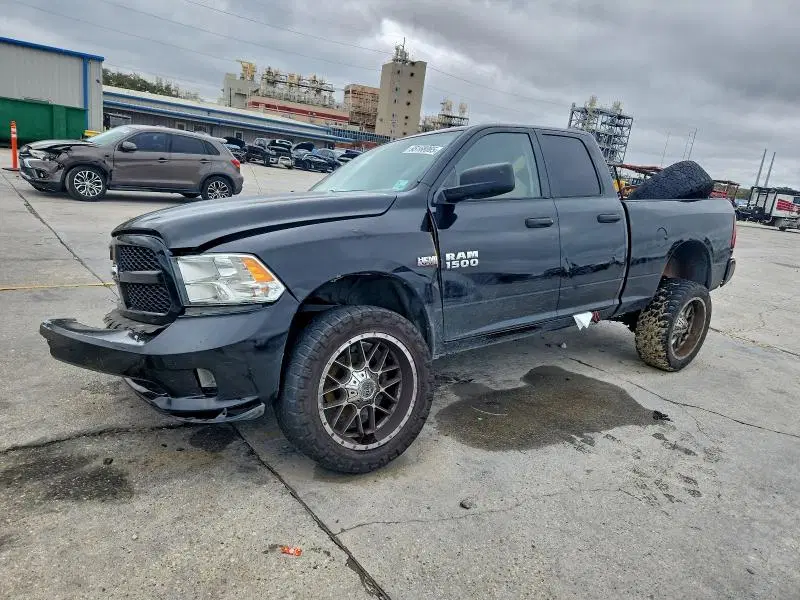 1C6RR6FT0JS183074 — 2018 RAM 1500, Передняя часть, фото до ремонта