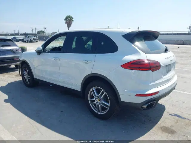 2016 Porsche Cayenne VIN WP1AA2A28GKA12259 фото 3