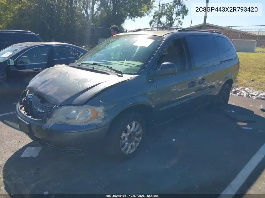 2002 Chrysler Town & Country Lx VIN 2C8GP443X2R793420 фото 3