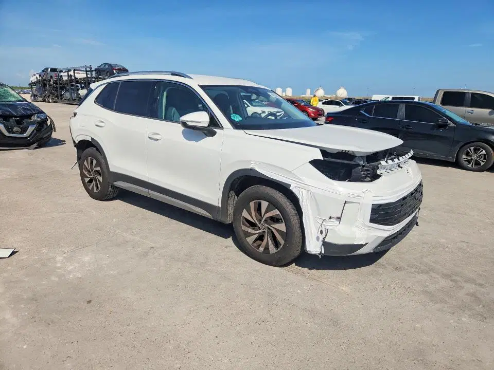 2025 VOLKSWAGEN TIGUAN VIN 3VVCR7RMXSM023336 фото 3