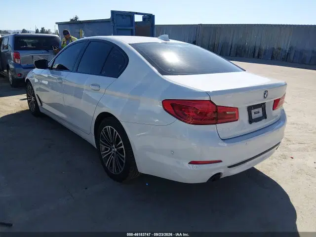 2019 BMW 530I VIN WBAJA5C59KWA57898 фото 3