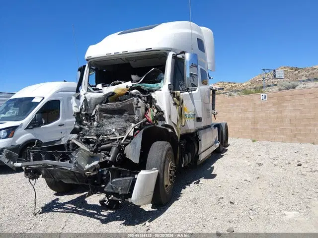 2022 Volvo VNL VIN 4V4NC9EH5NN298706 фото 2
