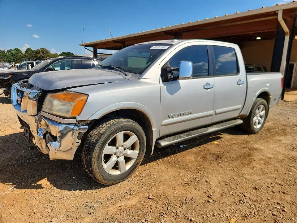 1N6BA07C08N359401 — 2008 Nissan Titan, Передняя часть, фото до ремонта