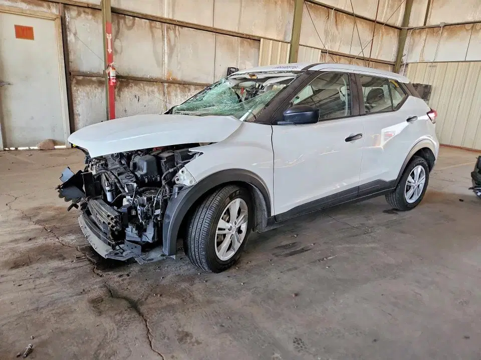 3N1CP5BV6RL492244 — 2024 Nissan Kicks, передняя часть, фото до ремонта