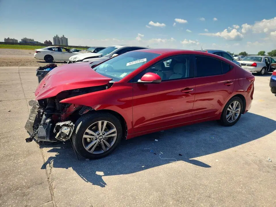 KMHD84LF1HU196564 — 2017 Hyundai Elantra, Передняя часть, фото до ремонта