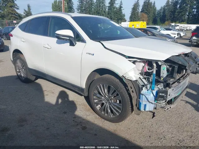 JTEAAAAH8MJ003168 — 2021 Toyota Venza Limited, Передняя часть, фото до ремонта