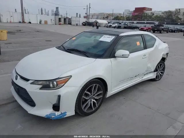 2016 Scion TC VIN JTKJF5C79GJ021239 фото 2